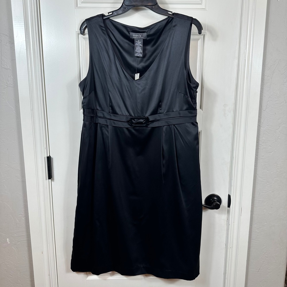 George ME Designs By Mark Eisen Black‎ V-Neck Sleeveless Dress - Women's Size 14